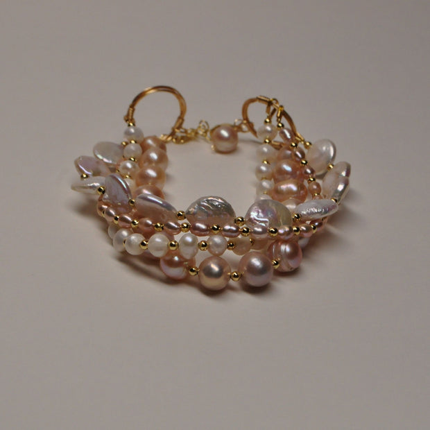 4-Layer Pearl Bracelet