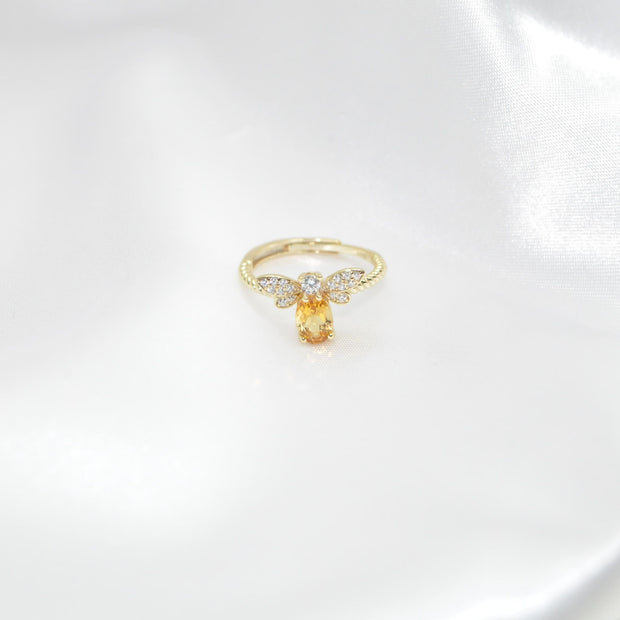 Little Wasp Citrine Ring