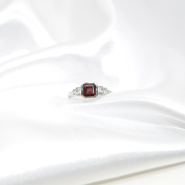 Garnet square ring