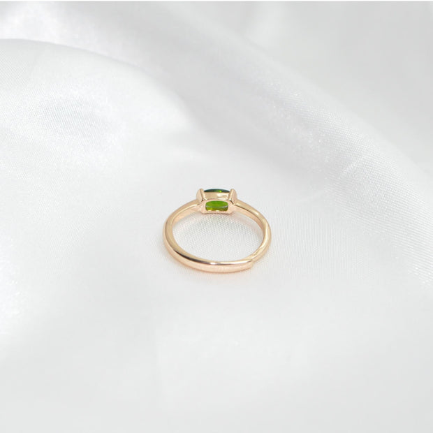 Diopside ring